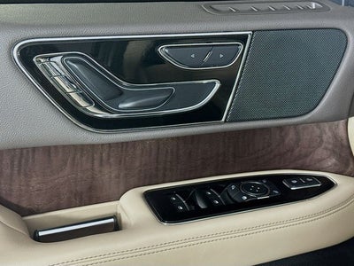 2022 Lincoln Navigator Standard