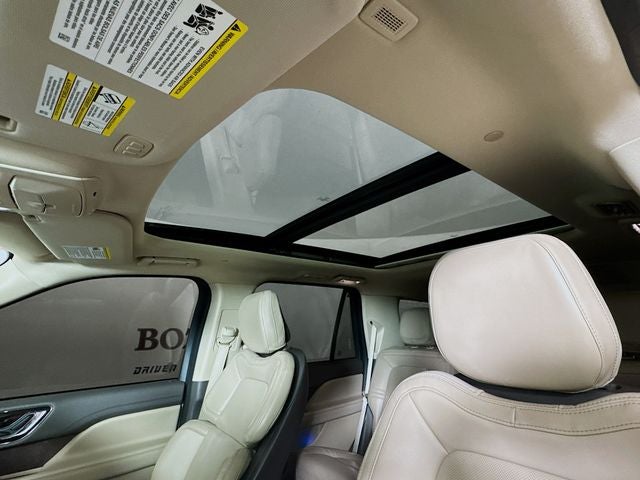 2022 Lincoln Navigator Standard