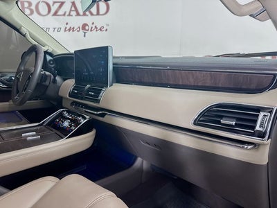 2022 Lincoln Navigator Standard