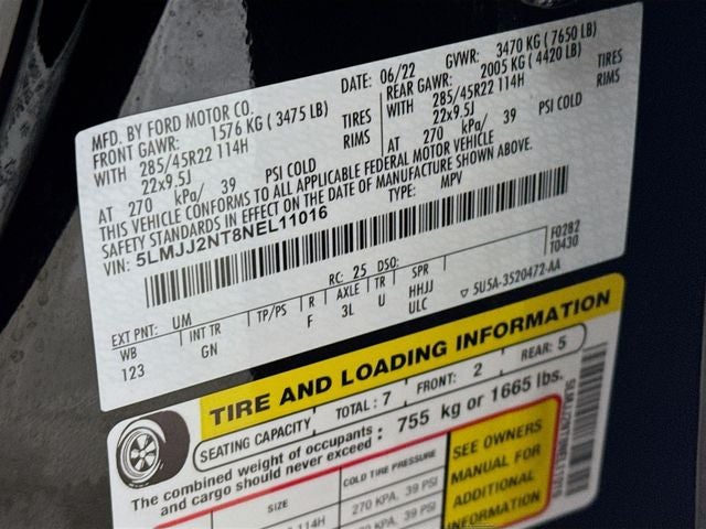 2022 Lincoln Navigator Standard