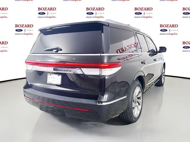 2022 Lincoln Navigator Standard
