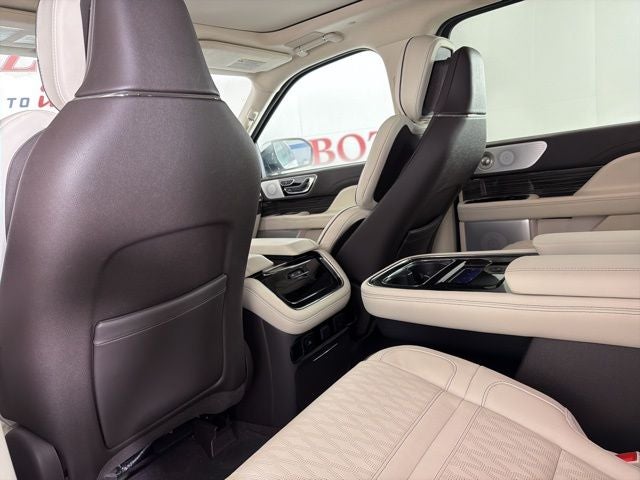 2024 Lincoln Navigator Black Label