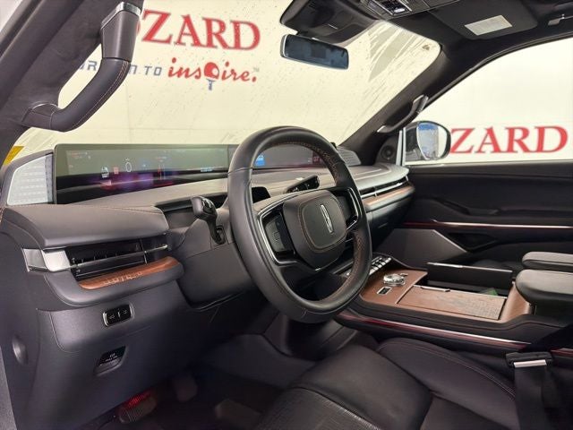 2025 Lincoln Navigator Black Label