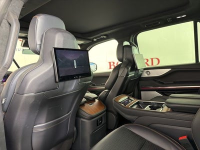 2025 Lincoln Navigator Black Label