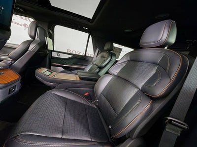 2025 Lincoln Navigator Black Label
