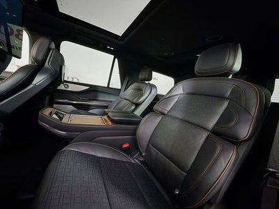 2025 Lincoln Navigator Black Label