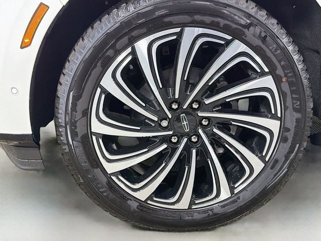 2025 Lincoln Navigator Black Label