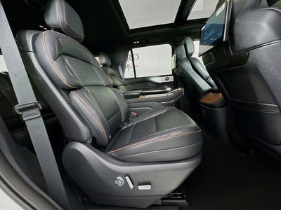 2025 Lincoln Navigator Black Label