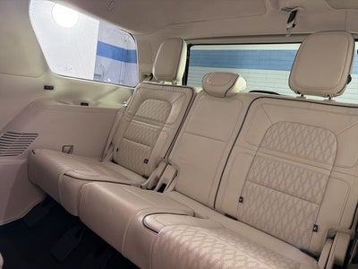 2020 Lincoln Navigator Black Label