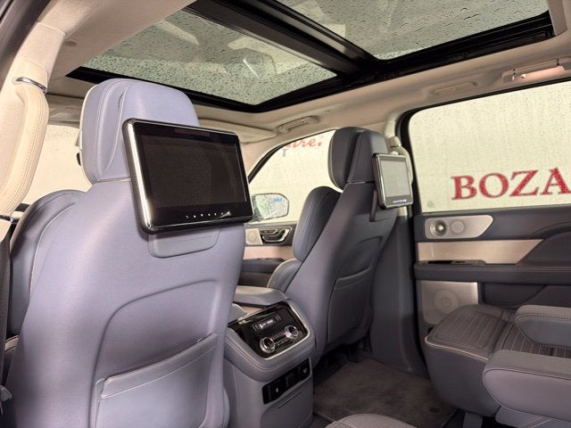 2018 Lincoln Navigator Black Label