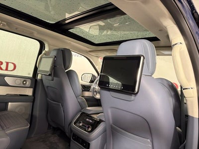 2018 Lincoln Navigator Black Label