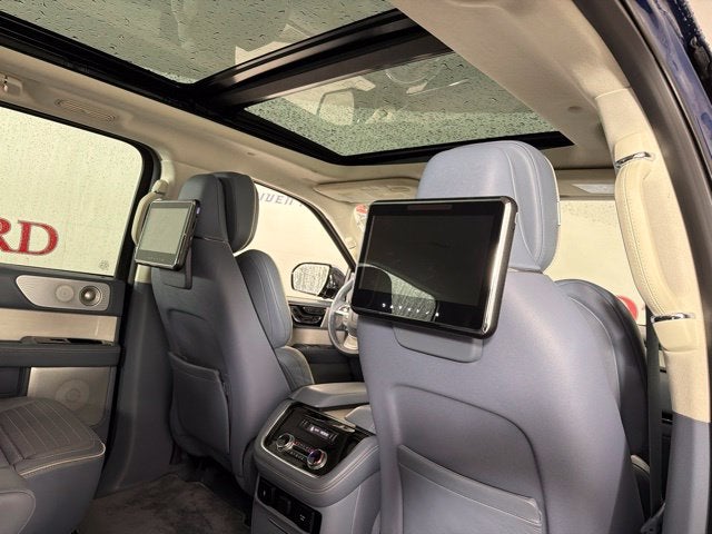 2018 Lincoln Navigator Black Label
