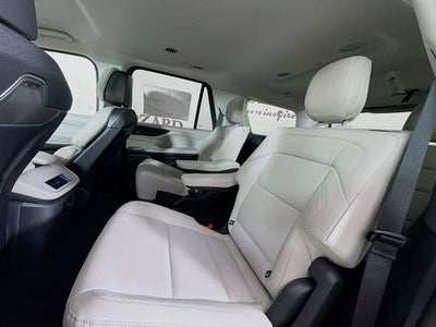 2026 Lincoln Navigator Premiere