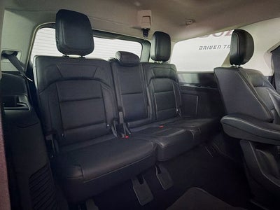 2026 Lincoln Navigator Premiere