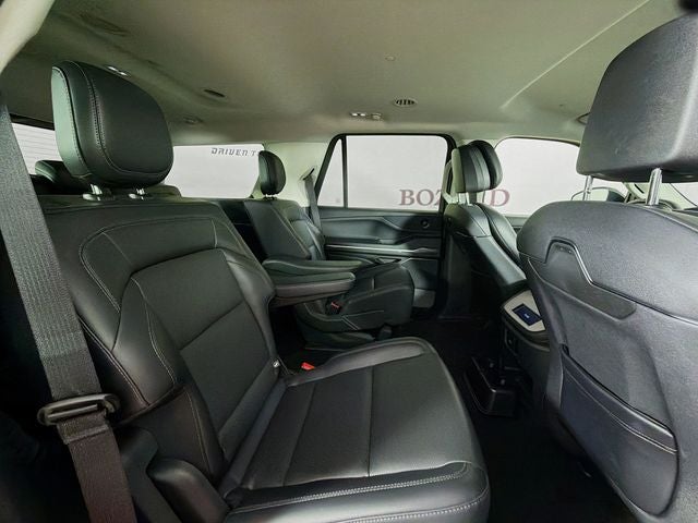 2026 Lincoln Navigator Premiere