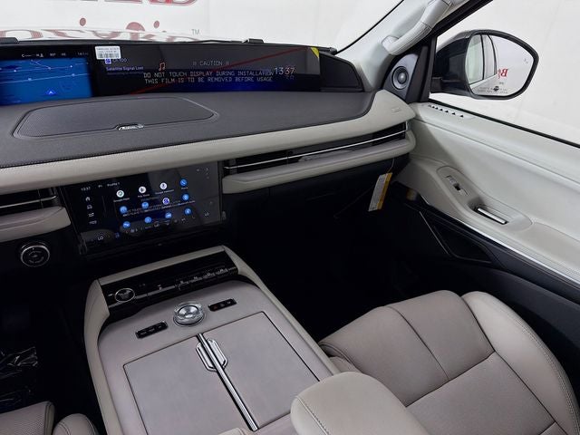 2026 Lincoln Navigator Premiere