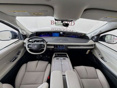 2026 Lincoln Navigator Premiere