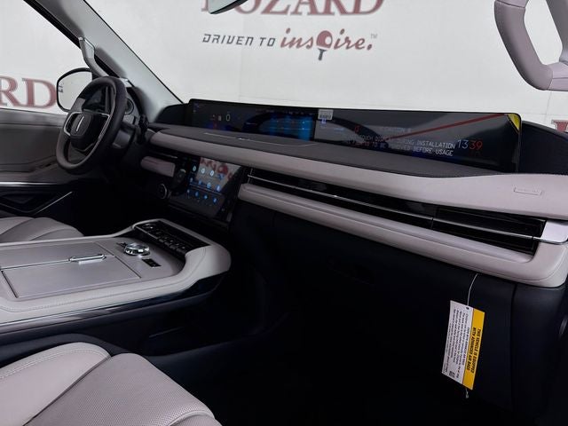 2026 Lincoln Navigator Premiere