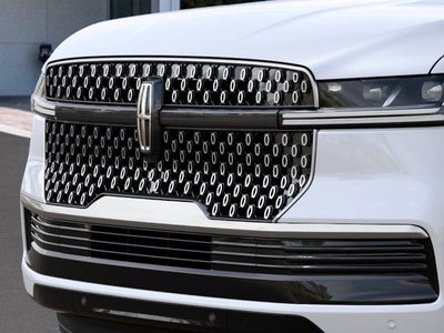 2027 Lincoln Navigator Premiere