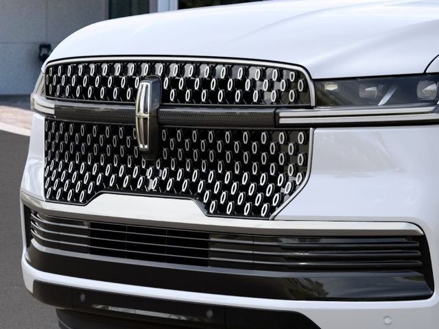 2027 Lincoln Navigator Premiere