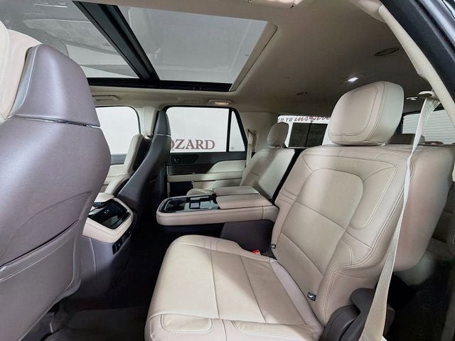 2023 Lincoln Navigator L Reserve
