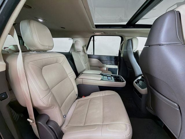 2023 Lincoln Navigator L Reserve