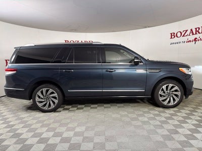2022 Lincoln Navigator L Reserve