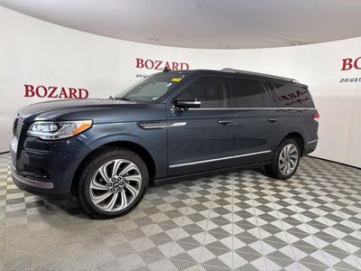 2022 Lincoln Navigator L Reserve