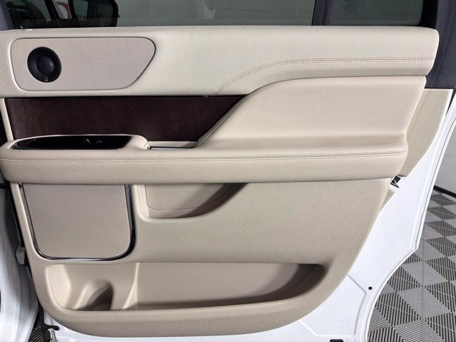 2021 Lincoln Navigator L Reserve