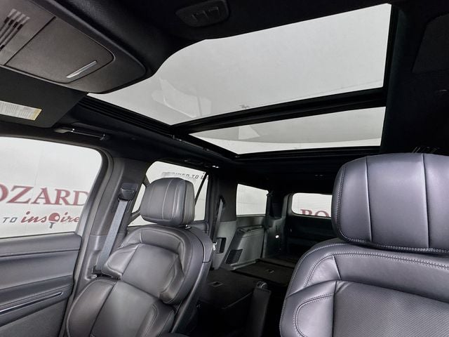 2025 Lincoln Navigator L Reserve