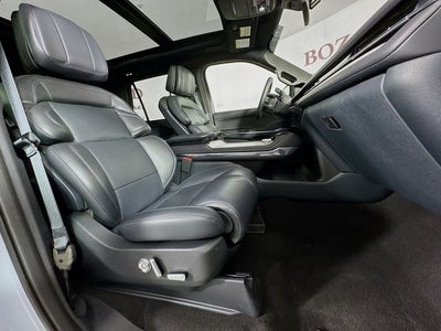 2025 Lincoln Navigator L Reserve