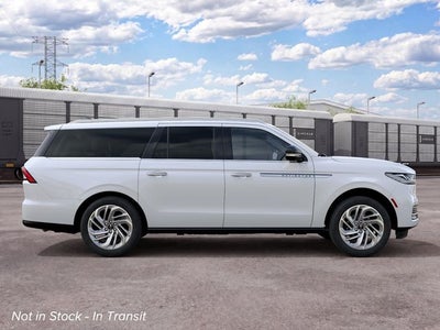 2027 Lincoln Navigator L Reserve