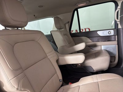 2023 Lincoln Navigator L Reserve