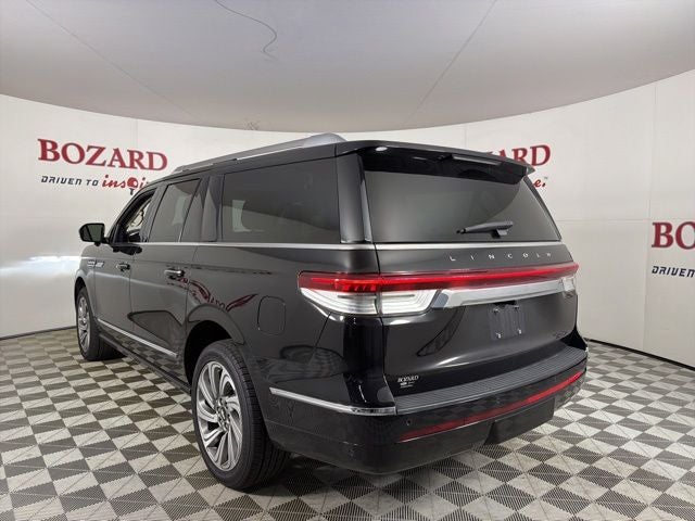 2023 Lincoln Navigator L Reserve