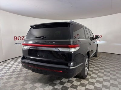 2023 Lincoln Navigator L Reserve