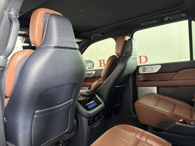 2023 Lincoln Navigator L Reserve