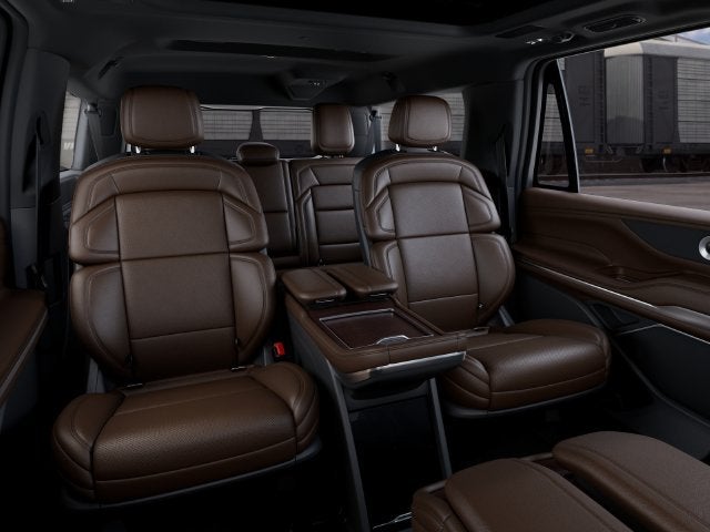 2027 Lincoln Navigator L Reserve