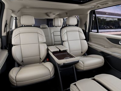 2027 Lincoln Navigator L Reserve