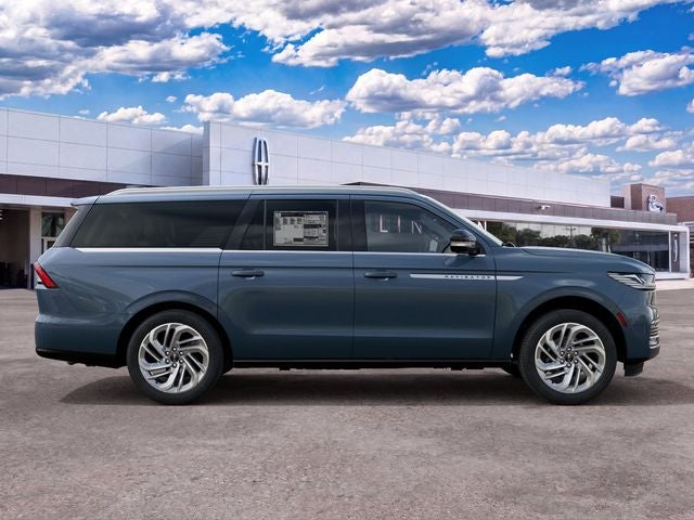 2027 Lincoln Navigator L Reserve