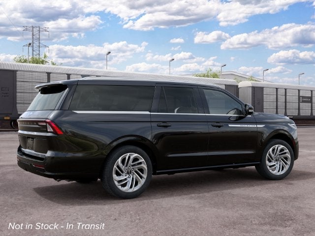 2027 Lincoln Navigator L Reserve