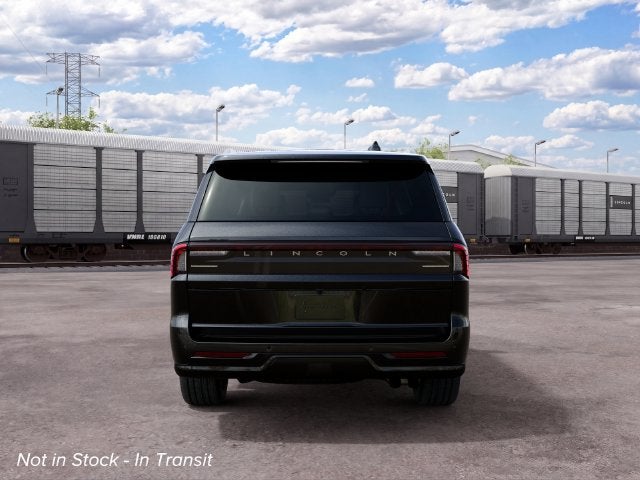 2027 Lincoln Navigator L Reserve