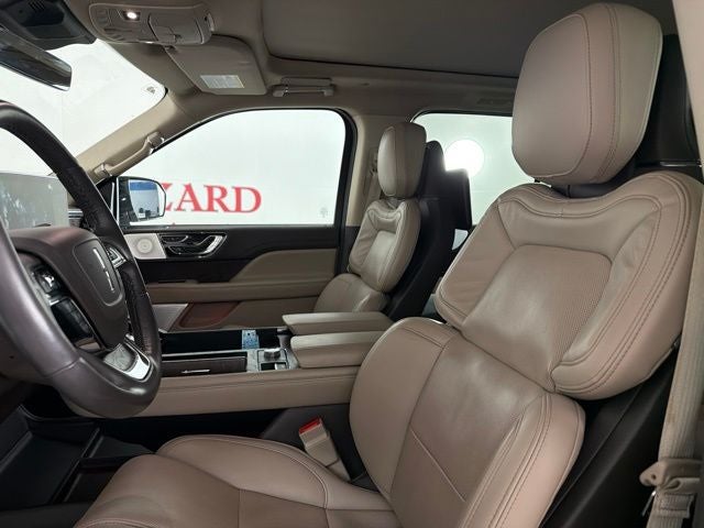 2023 Lincoln Navigator L Reserve