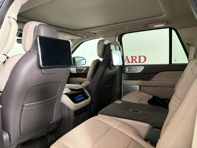 2023 Lincoln Navigator L Reserve