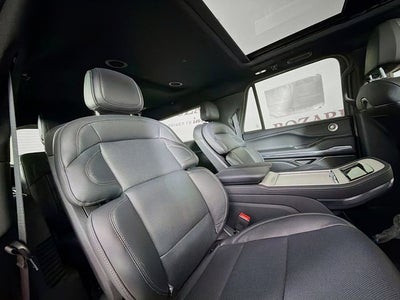 2025 Lincoln Navigator L Reserve