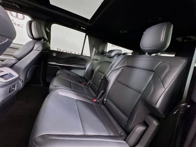 2025 Lincoln Navigator L Reserve