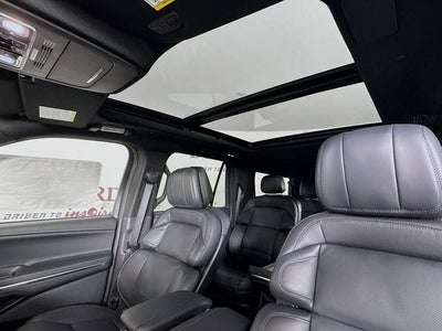 2025 Lincoln Navigator L Reserve