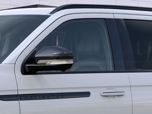 2027 Lincoln Navigator L Reserve