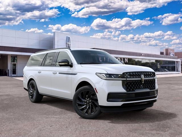 2027 Lincoln Navigator L Reserve