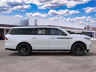 2027 Lincoln Navigator L Reserve