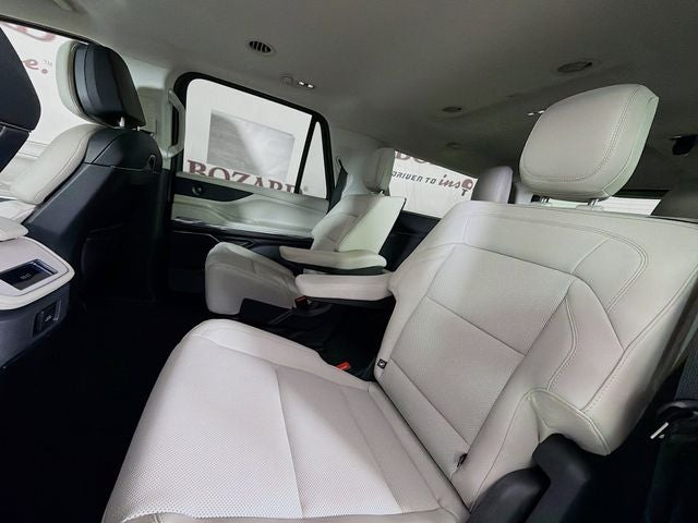 2026 Lincoln Navigator L Premiere